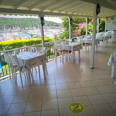 فندق يالسين