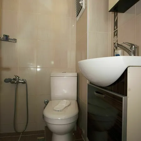 Yalcin Otel
