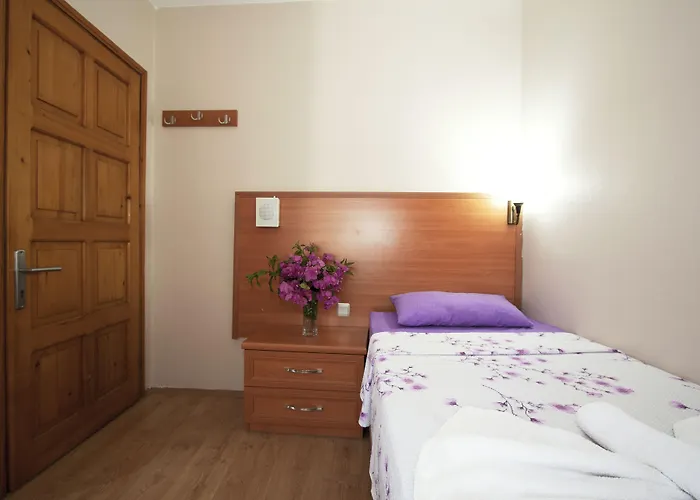 Yalcin Hotel Çeşme