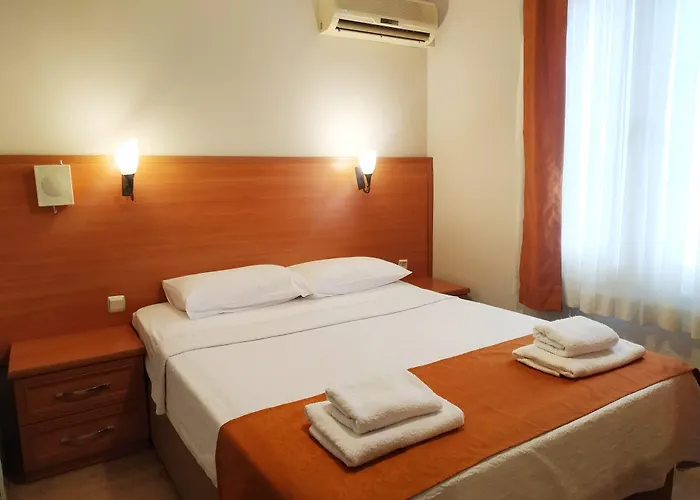 Hotel Yalcin Çeşme